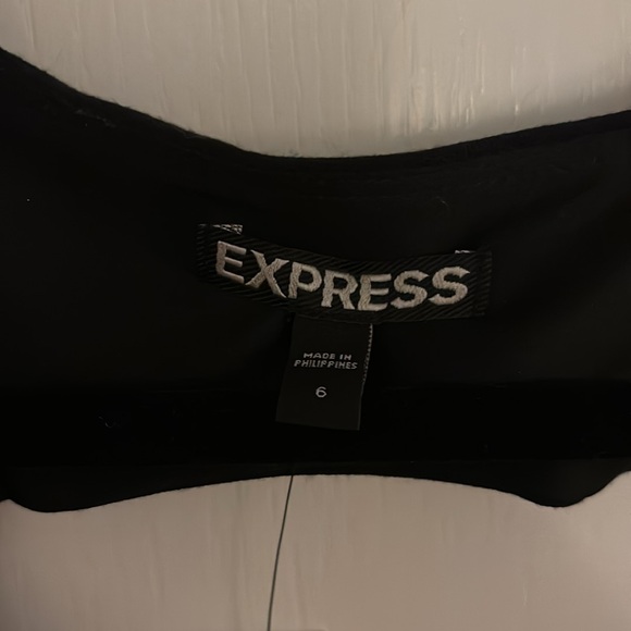 NWT Express Royal Blue & Black Color Block Cap Sleeve Cut Out Mini Dress- size 6 - Picture 2 of 8